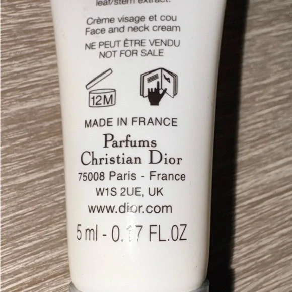 Dior Gift Set - Picture 3 of 4